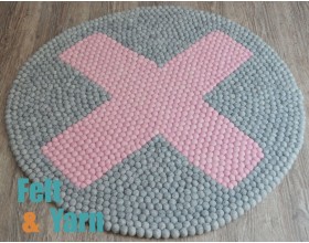 X Design Grey Felt Ball Rug for Home Décor - Felt & Rug