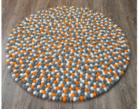 Four Color Felt Ball Rug