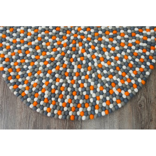 Four Color Round Felt Ball Rug