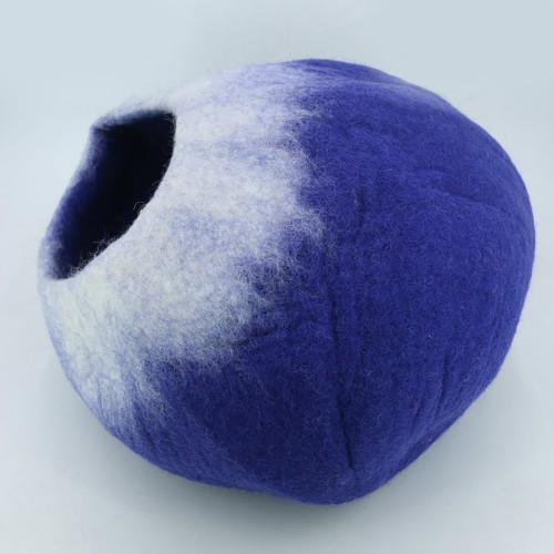 Two Color Gradient Felt Cat House