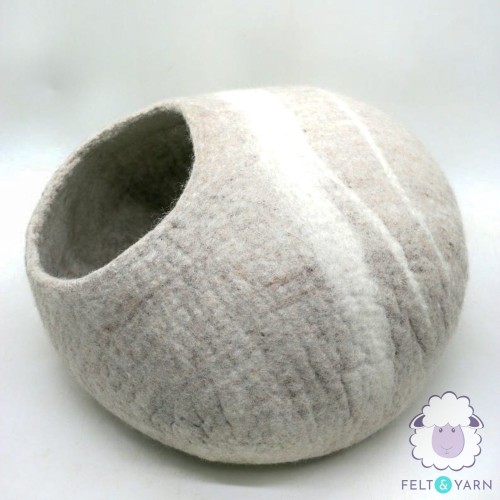 Stripe Design Wool Felt Cat House