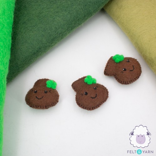 Cute Stitched Felt Pot With Shamrock