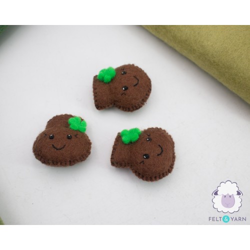 Cute Stitched Felt Pot With Shamrock