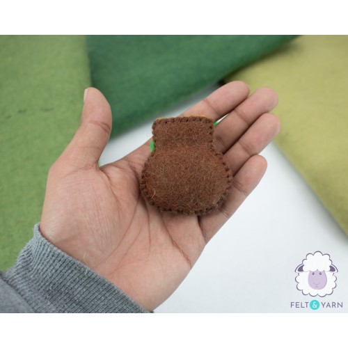 Cute Stitched Felt Pot With Shamrock