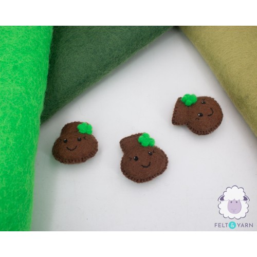 Cute Stitched Felt Pot With Shamrock