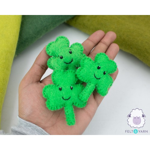 Cute Felt Shamrocks With Face