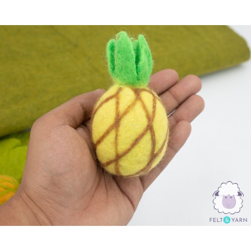 10 cm Felt Ripe Pineapple