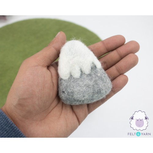 6x7cm Snowcap Felt Mountain