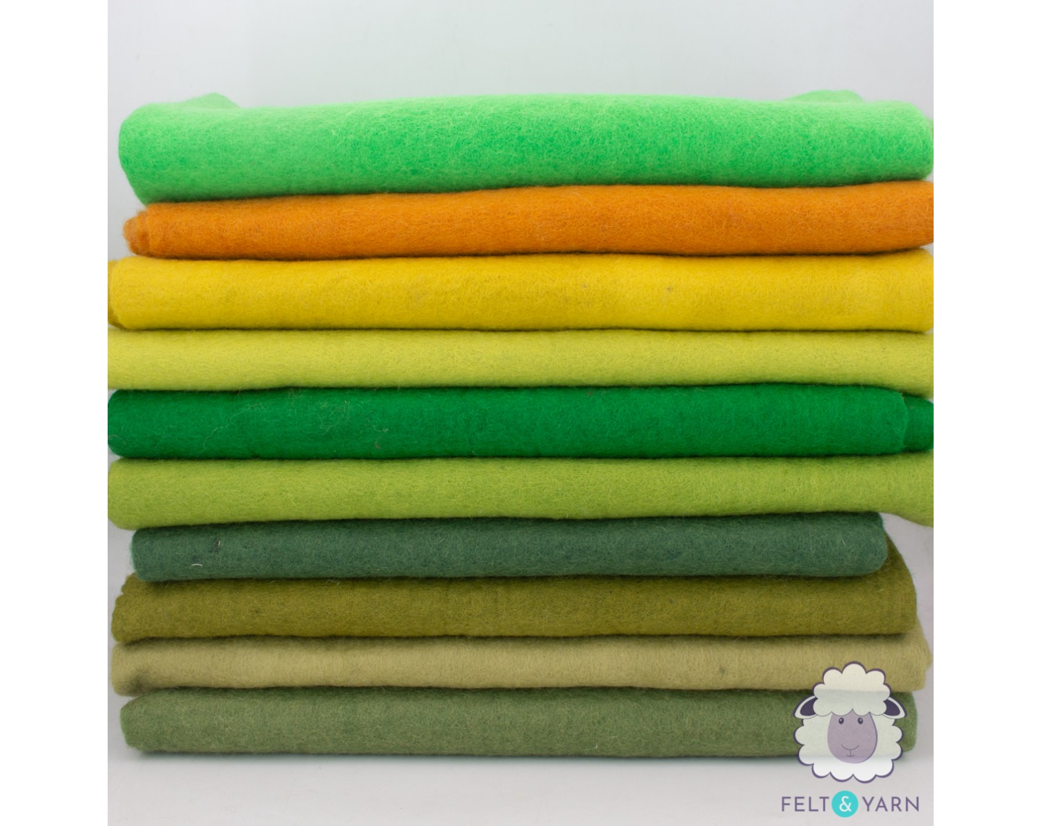 10FT 15.75 Inch Wide Green Felt Fabric Sheet St Patrick's Day