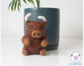 8cm Cute Felt Bull