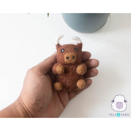 8cm Cute Felt Bull