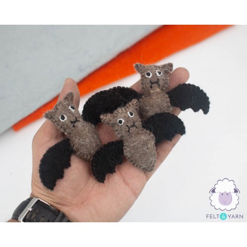 5cm Stitched Wool Felt Bat