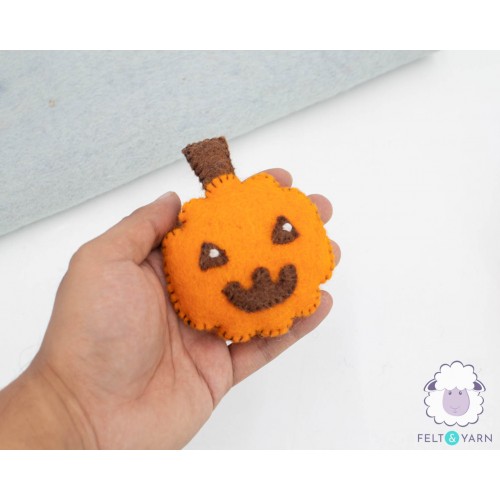 11cm Cute Stitch Felt Pumpkin Face