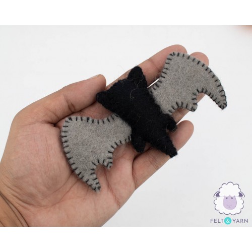 7cm Felt Stitched Scary Bat