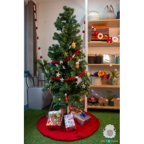 White And Red Felt Tree Skirt With Pom Poms