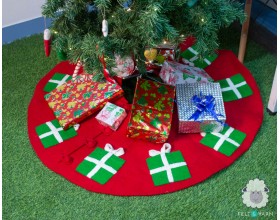 Red Felt Tree Skirt with Gifts