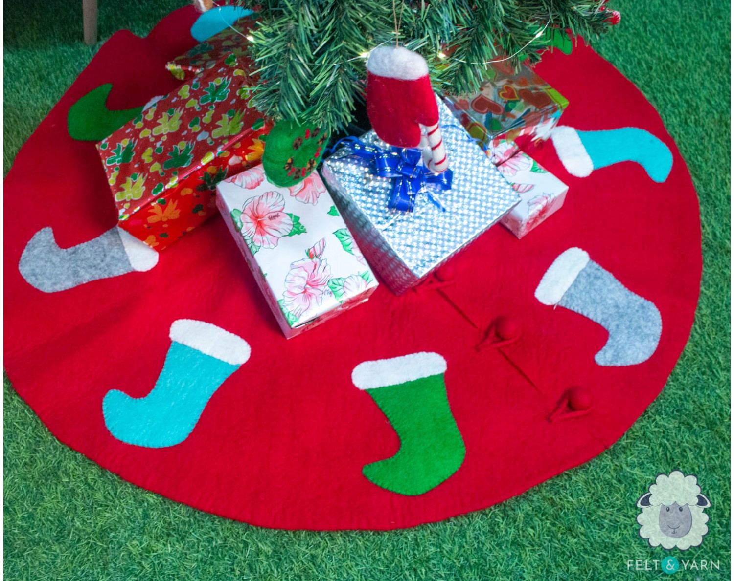 Buy 42 inch Red felt tree skirt with stockings - Felt & Yarn