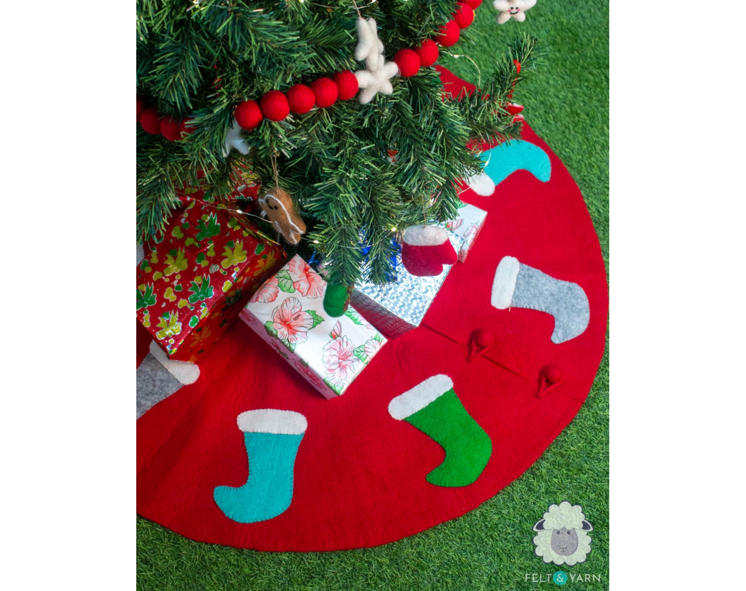 Buy 42 inch Red felt tree skirt with stockings - Felt & Yarn