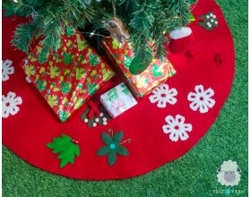 Red Felt Tree Skirt with...