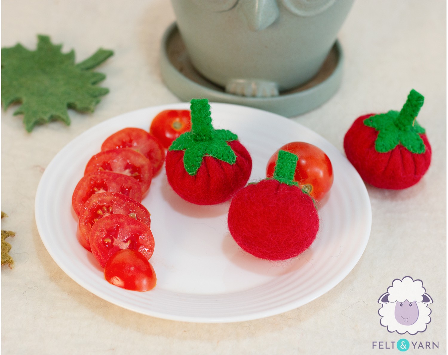 papoose felt tomato papoose felt tomato
