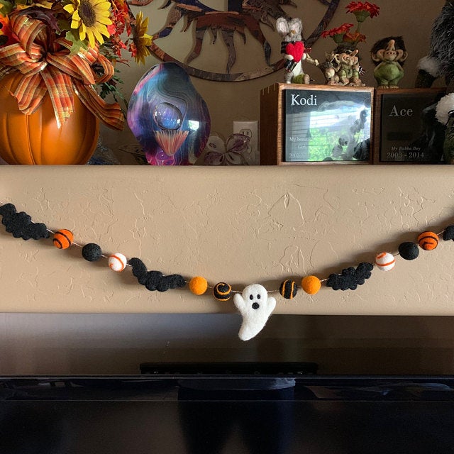 Felt Halloween Ghost Garland