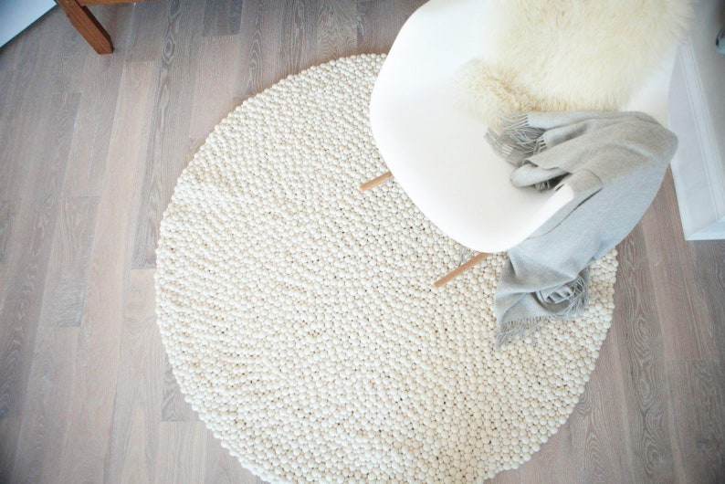 white felt rug
